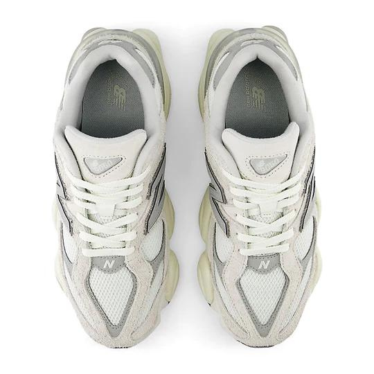 New Balance 9060 | Moonbeam Sea Salt | 1 + 1 Gratis