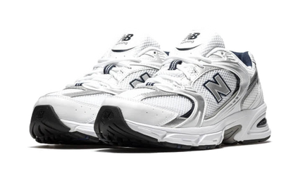 New Balance 530 | White Grey Navy | 1 + 1 Gratis