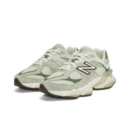 New Balance 9060 | Olivine | 1 + 1 Gratis